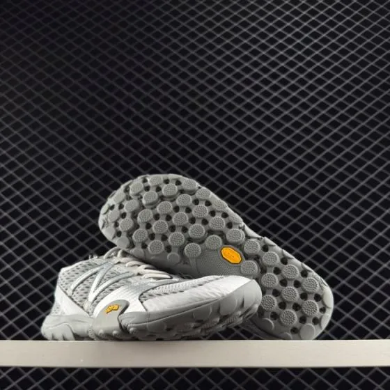 New Balance MT10OAB Silver Grey EU 36-45 Trail Shoe - Unisex BS-83306