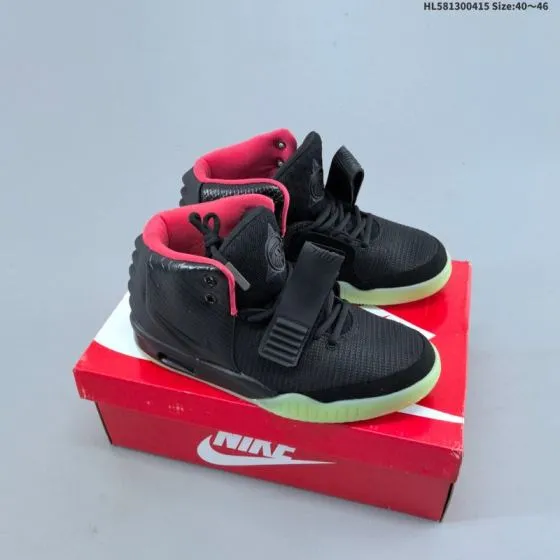 Nike Air Yeezy 2 black white red glow green EU 40-46 sneaker