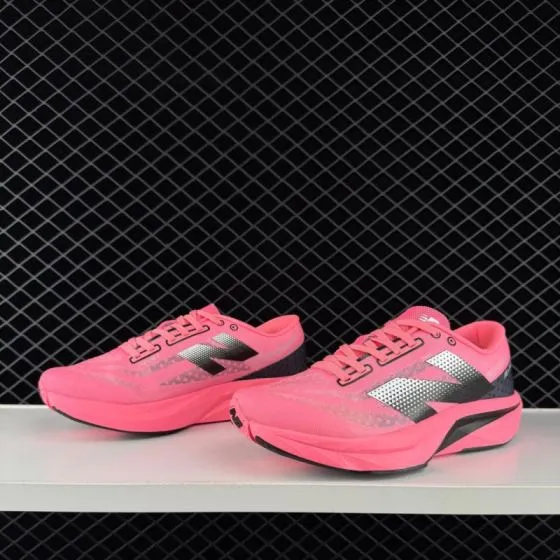 New Balance FuelCell RC Elite V4 Hot Pink Black Silver EU 36-45 Running Shoe - Unisex BS-82370