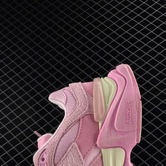 New Balance 9060 Joe Freshgoods Pink Cream EU 36-41 Sneaker - Unisex BS-83439