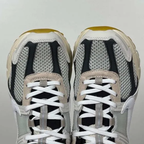 Nike Zoom Vomero 5 Silver White Black With Cream And Yellow Accents Running BS-86995