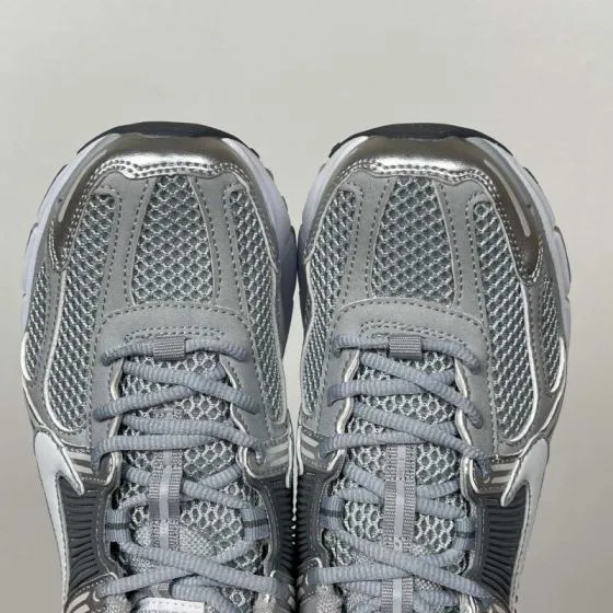Nike Zoom Vomero 5 Silver Gray White Running BS-87004