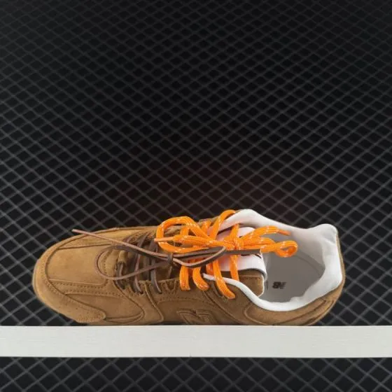 New Balance 530 SL MiuMiu Collaboration Tan Brown Orange White Gum EU 36-45 Sneaker - Unisex BS-82358