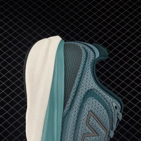 New Balance M1080V15 Light Teal Dark Teal White Black EU 36-45 Running Shoe - Unisex BS-82438