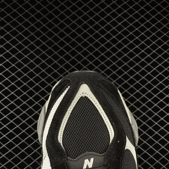 New Balance 9060 Black Dark Grey Silver White EU 36-45 Sneaker - Unisex BS-82361