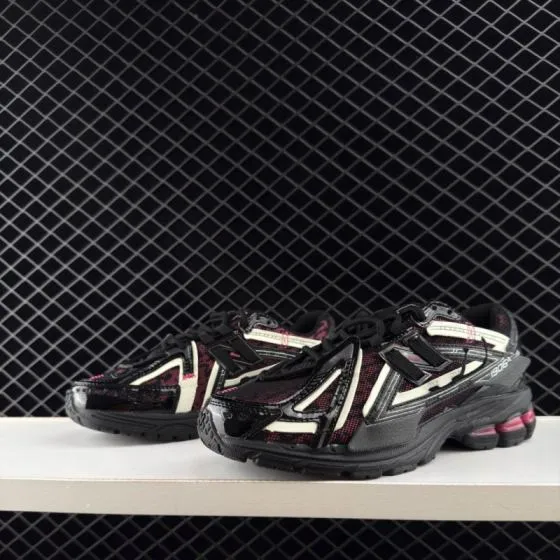 New Balance 1906A Black Off White Magenta EU 36-45 Sneaker - Unisex BS-82801