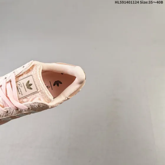 Adidas Caroline Hu x Adidas Originals Superstar W Light Pink White EU 35-40 Skate Shoe - Unisex BS-65467