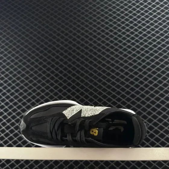 New Balance 327 Black White Leopard Print Gold EU 36-45 Sneaker - Unisex BS-82895