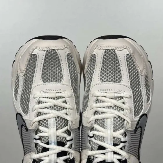 Nike Zoom Vomero 5 FJ2028-001 White Silver Grey Black Running BS-86993