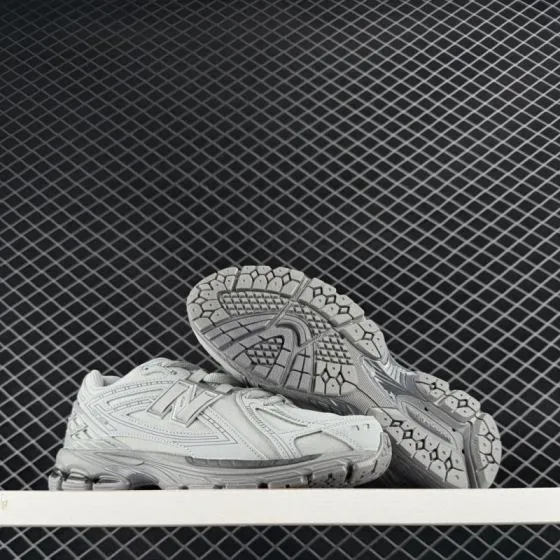 New Balance M1906 Light Grey Silver EU 40-47 5 Sneaker - Men s BS-82533