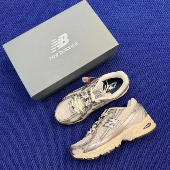 New Balance 740 U740GC2 Silver Off White Navy USA 8 UK 7 5 EUR 41 5 Training Shoe - Men s BS-87088
