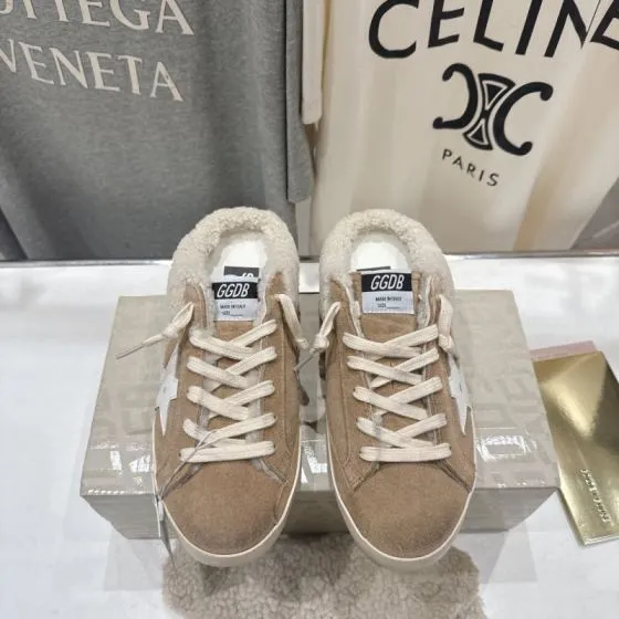 Golden Goose Super Star Sabot Shearling Mule tan white cream beige sneaker