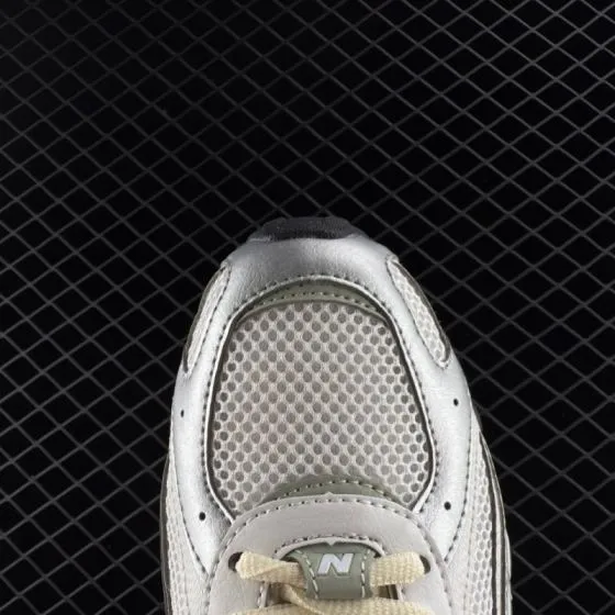 New Balance 204L Silver White Cream Light Green Black EU 36-45 Sneaker - Unisex BS-82924