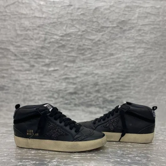 Golden Goose Mid Star black cream gold sneaker