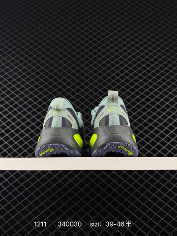 Nike Vomero 18 GTX Light Green Black Volt Purple EU 39-46 5 Running - Unisex (BS-73771)