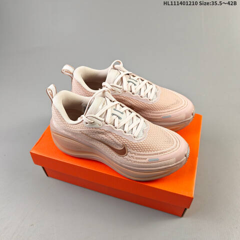Nike VOMERO PLUS Run Nike VOMERO 18 IM6011 060 35 5 Lifestyle - Women s BS-62785