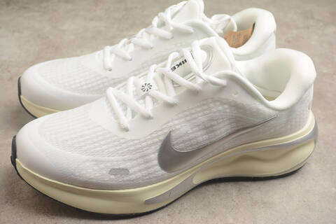 Other 36-45 Nike Journey Run running shoes lifestyle