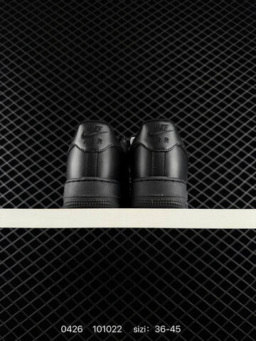 Nike Air Force 1 07 Low Triple Black EU 36-45 Lifestyle - Unisex (BS-71854)