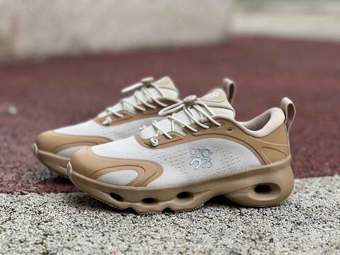 On Cloudsolo 3WF30604615 Dark Sand Cream US 5 EU 36 UK 3 JP 22 Running Shoe Running Sneakers Women s BS-86767