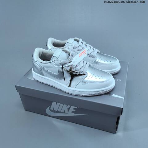 Jordan Air Jordan 1 Low OG Multi-color EU 36-45 Lifestyle - Unisex BS-67068