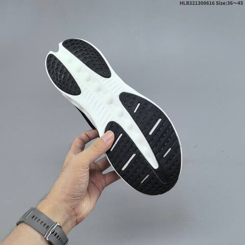 On Running Cloudsurfer Black White EU 36-45 Running Shoe Running Sneakers - Unisex (BS-69489)