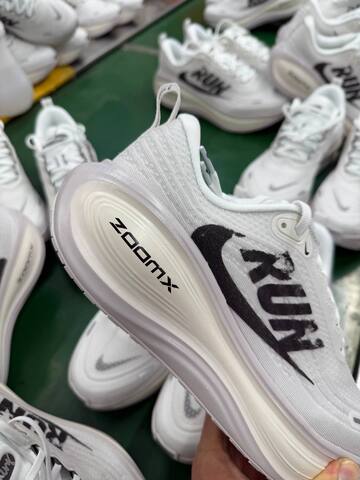 Nike Vomero Plus IH2268-100 White Black Running BS-86971