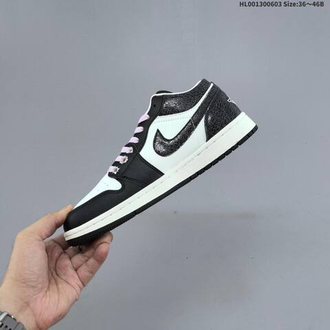 Jordan Air Jordan 1 Low Black White With Pink Laces 36 46B Lifestyle - Women's (BS-65818)