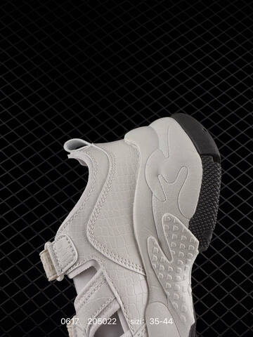 MLB Other MLB New York Yankees Fashionable And Versatile Hollow Toe Thick-soled Senior Sandals Breathable Premium Replica High-end Men s And Women s Fashion Sports Running And Basketball Shoes Up To 95 Off Retail During The Current Promotion Off White Gum Brown EU 35-44 Sneaker Casual