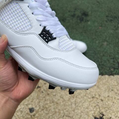Jordan Air Jordan 4 Retro TD HQ0207 106 White Fire Red Black Tech Grey EUR 44 Soccer Cleat - Men s BS-87281