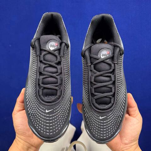 Nike Air Max DN Black Anthracite Smoke Grey With Purple Accents EU 40 Running - Men's (BS-86956)