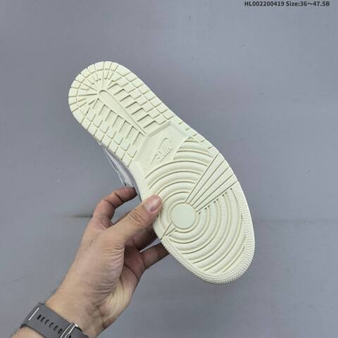 Jordan Air Jordan 1 High OG Craft Ivory Grey EU 36-47 5 Basketball - Unisex (BS-66137)