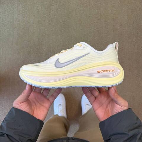 Nike Vomero Plus ZoomX IM5020-100 White Cream Light Yellow Grey EU 36-40 Running - Unisex (BS-87055)