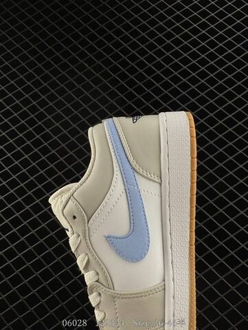 Jordan Air Jordan 1 Low 553558-146 White Light Grey Light Blue Gum Brown EU 36-46 Skate Shoe - Unisex BS-81130