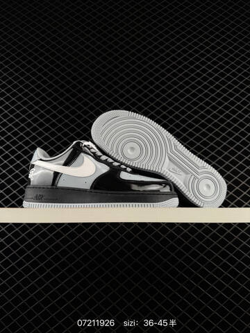 Nike Air Force 1 07 Low Metallic Silver Pale Yellow EU 36-45 Lifestyle - Unisex (BS-70141)