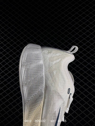 Nike Ava Rover White Cream Navy Silver EU 40-45 Running - Men's (BS-70821)
