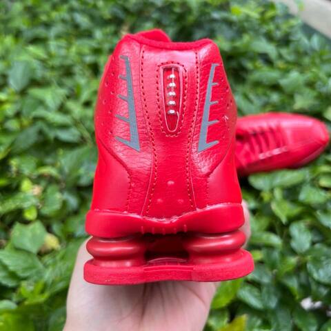 Nike Shox R4 IQ0608-687 Gym Red Metallic Silver EU 40 Lifestyle - Men's (BS-87040)