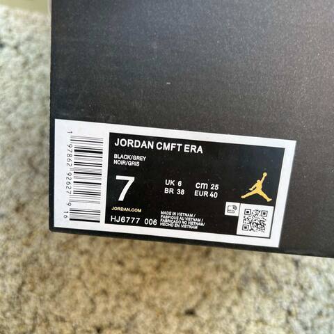 Jordan CMFT Era HJ6777 006 Black Grey EUR 40 Sneaker - Men s BS-86977