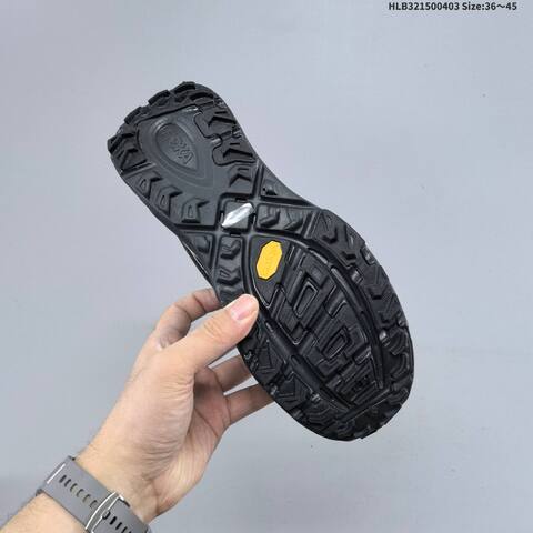 HOKA ONE ONE Mafate Speed 2 Black White EU 36-45 Trail Shoe Trail Running Sneakers - Unisex (BS-69361)