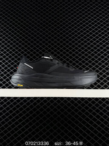 On Cloudtilt Triple Black EU 36-45 Running Shoe Running Sneakers - Unisex (BS-85084)