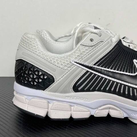 Nike Zoom Vomero 5 White Black Silver Running (BS-86992)