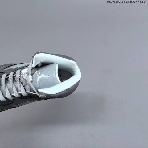Jordan Air Jordan 5 Retro Wolf Grey White 36 47 5B Basketball - Unisex BS-66981
