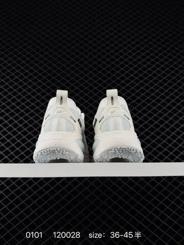 Nike Vomero 18 GTX White Light Grey EU 36-45 Running - Unisex BS-73360