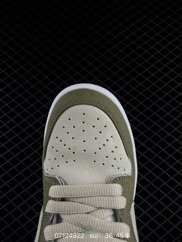 Nike SB Dunk Low HF8022-300 Olive Green Cream Dark Green White EU 36-45 Skate - Unisex (BS-70278)