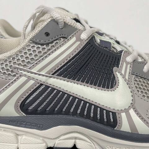 Nike Zoom Vomero 5 Grey Black White With Mint Green Accents Running (BS-86997)