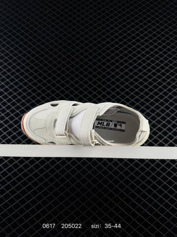MLB Other MLB New York Yankees Fashionable And Versatile Hollow Toe Thick-soled Senior Sandals Breathable Premium Replica High-end Men s And Women s Fashion Sports Running And Basketball Shoes Up To 95 Off Retail During The Current Promotion Off White Gum Brown EU 35-44 Sneaker Casual