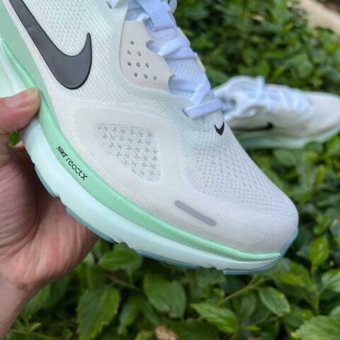 Nike Structure 26 ReactX HJ1101-100 White Black-Barely Green EUR 41 Running - Men's (BS-86968)