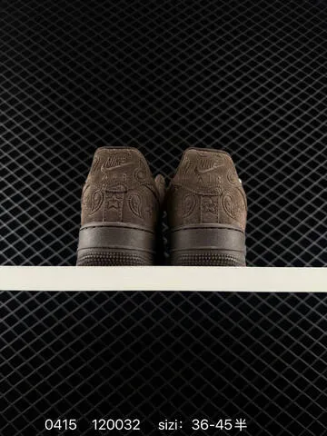 Nike Air Force 1 07 Low Velvet Brown Paisley EU 36-45 Lifestyle - Unisex BS-72075