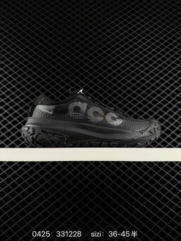 Nike ACG MOUNTAIN FLY 2 LOW (BS-71890)