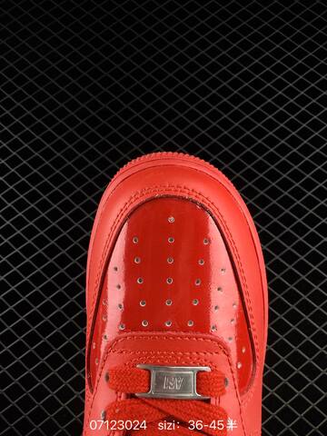 Nike Air Force 1 07 Triple Red EU 36-45 Lifestyle - Unisex (BS-70275)