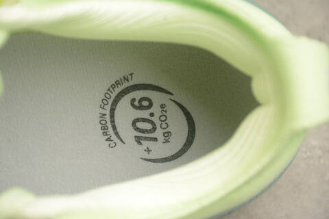 ASICS GEL-KAYANO 31 PLATINUM 1011B867-300 Cool Matcha Celadon Grey Neon Yellow US 8 5 EUR 42 UK 7 5 CM 26 5 Running Shoe Running Sneakers - Men's (BS-59573)